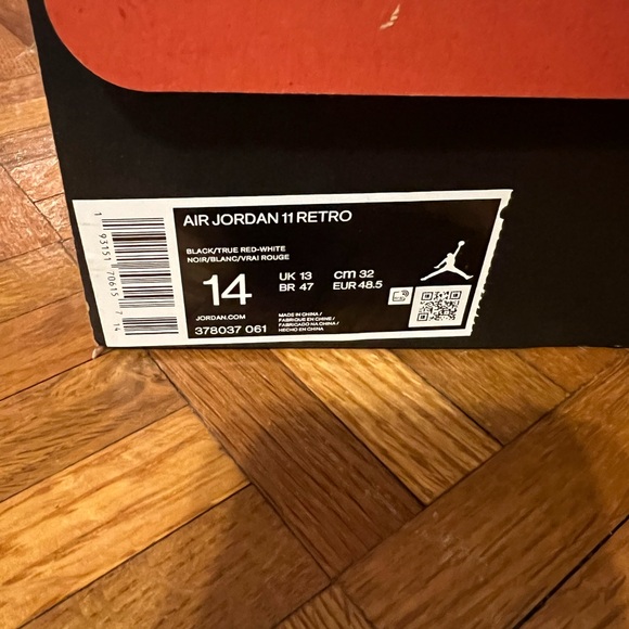 Air Jordon 11 Retro - Picture 10 of 11